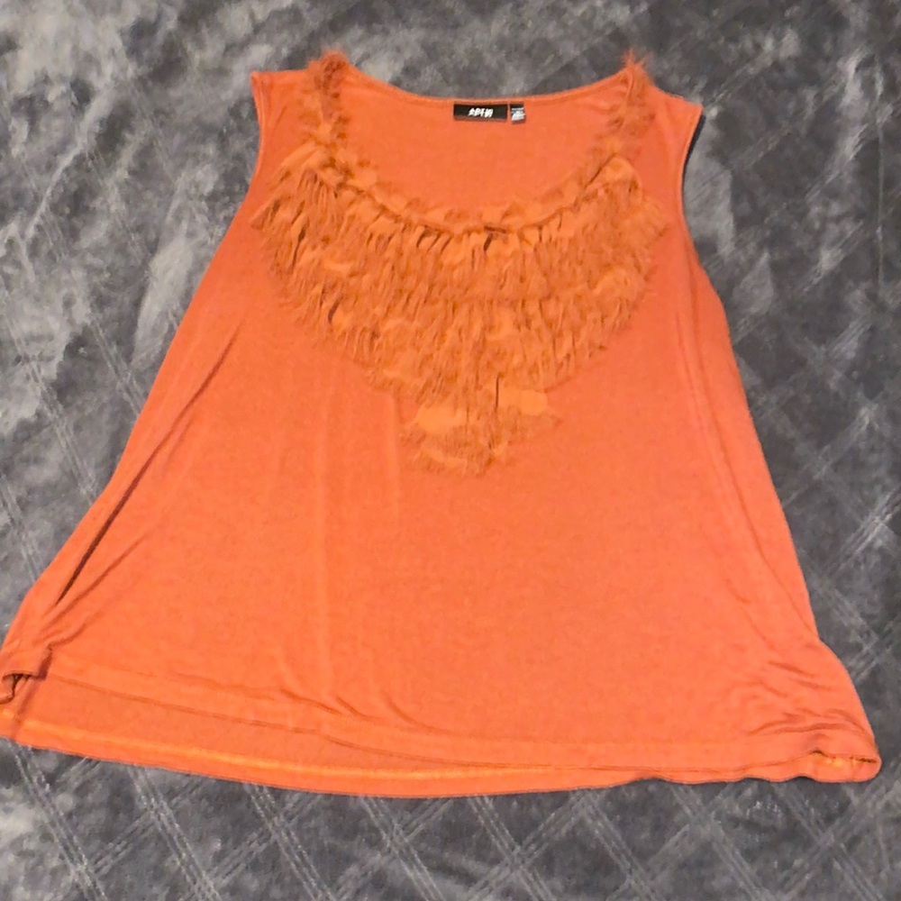 Woman’s APT 9 Top